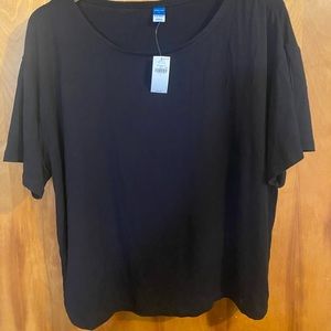 Old navy crop top new with tags size Large